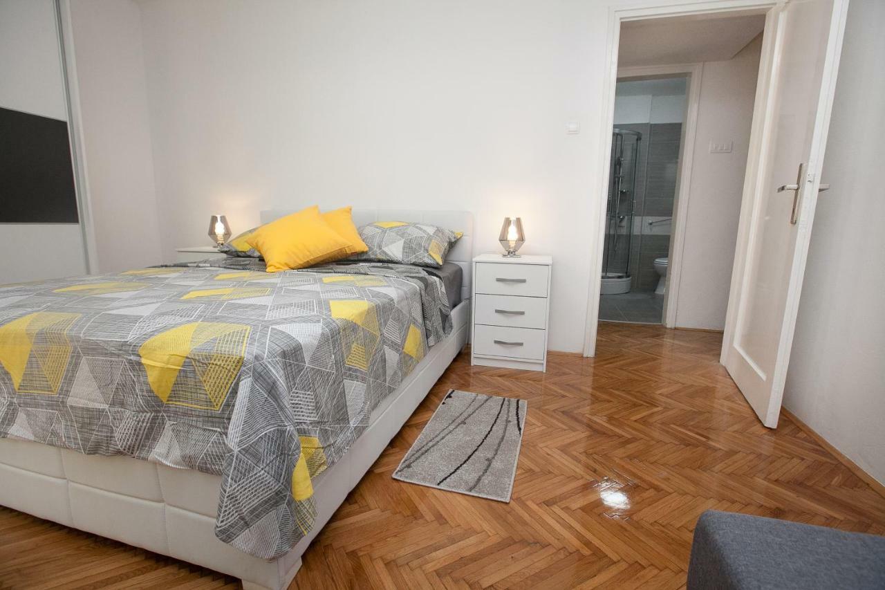 Downtown Apartment Kole Zadar Eksteriør billede