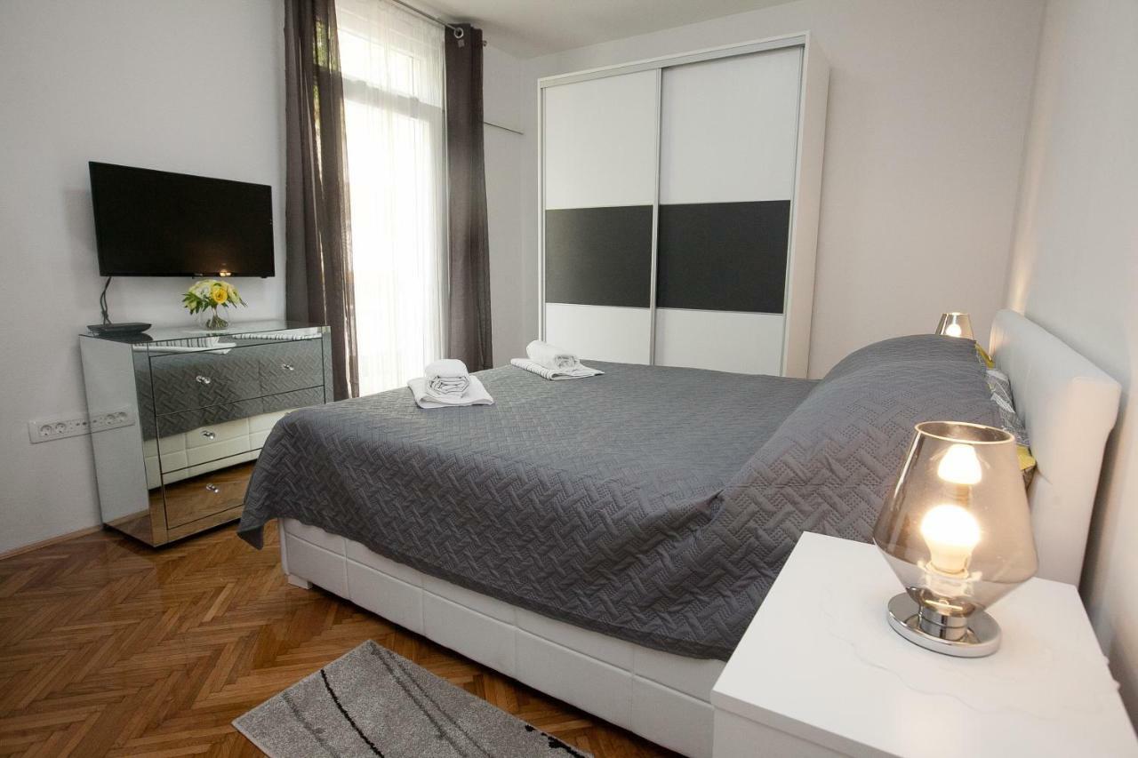 Downtown Apartment Kole Zadar Eksteriør billede